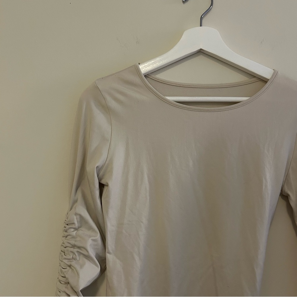 Shein Tops Soft Cream and White Fitted Neutral Stretchy Minimalist Basic Shirts - Picture 3 of 15